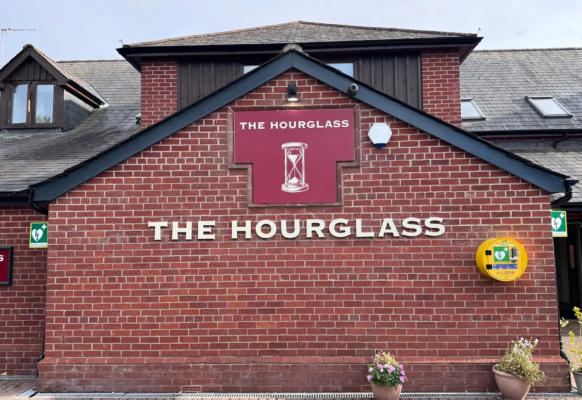 The Hourglass photo (photo 2 of 3)