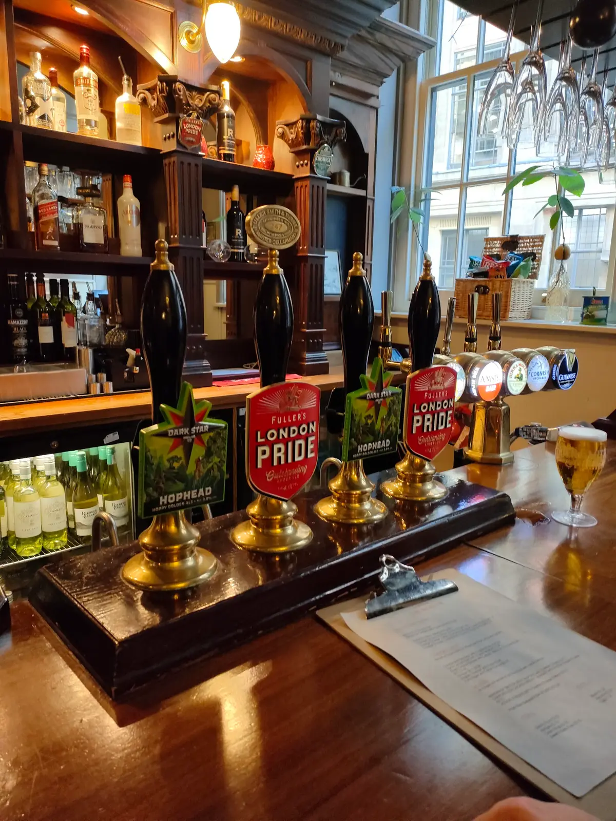 The Harrow, EC4 — Bars in London