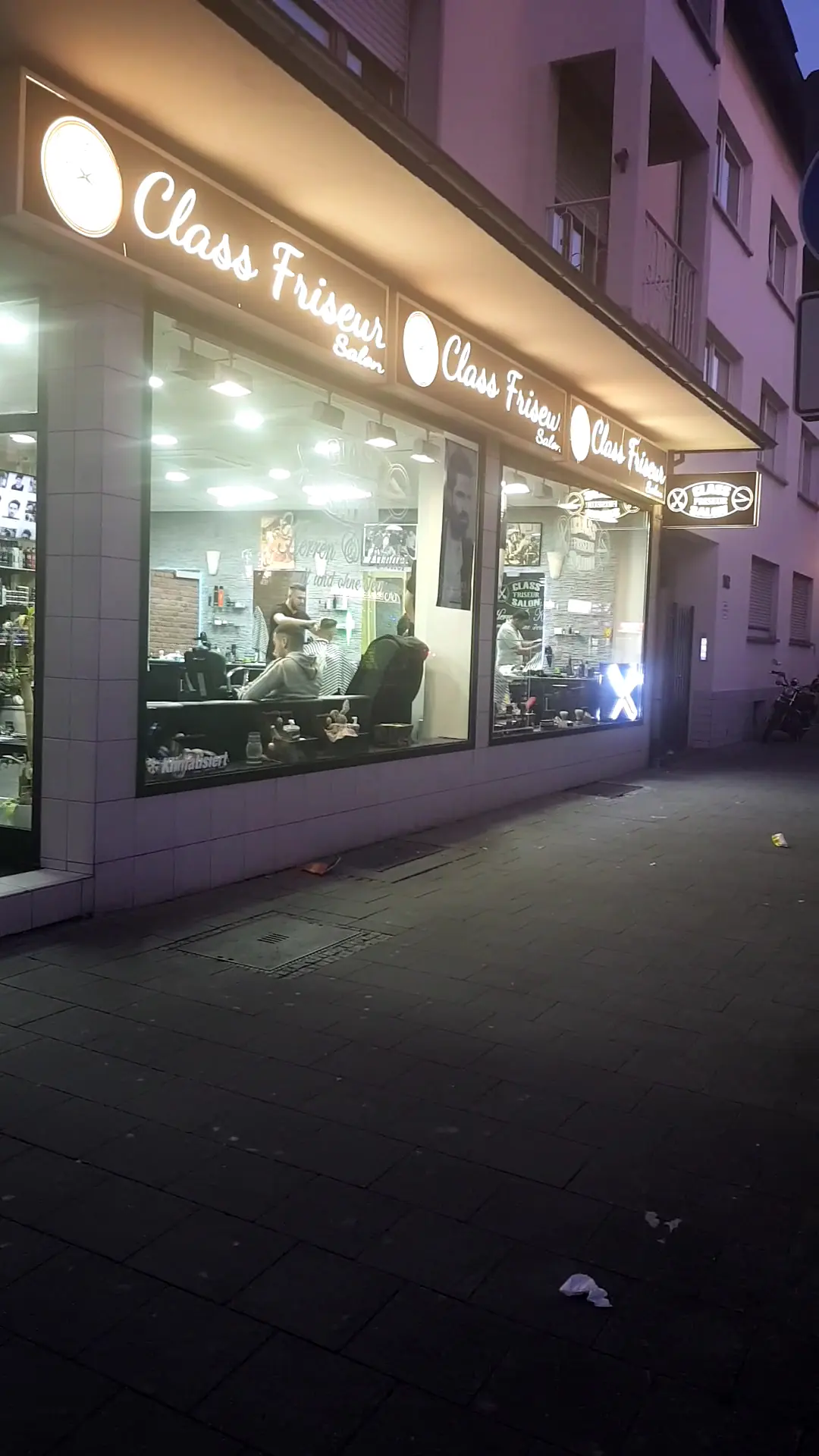 Class Friseur Salon Neu-Isenburg photo (photo 2 of 3)