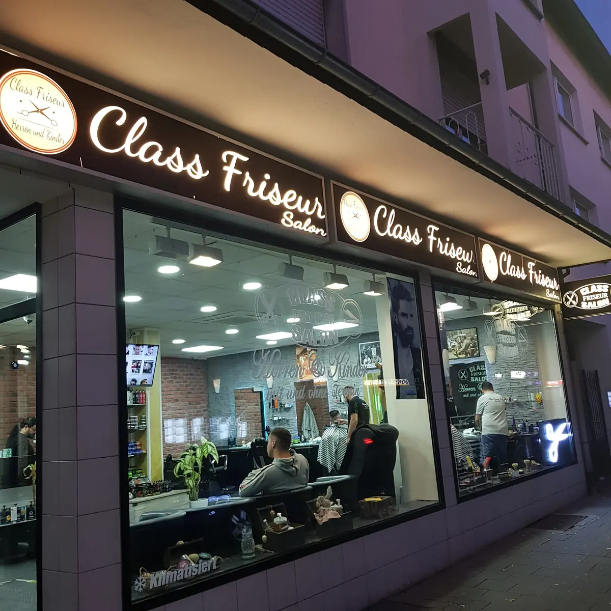 Class Friseur Salon Neu-Isenburg photo (photo 3 of 3)