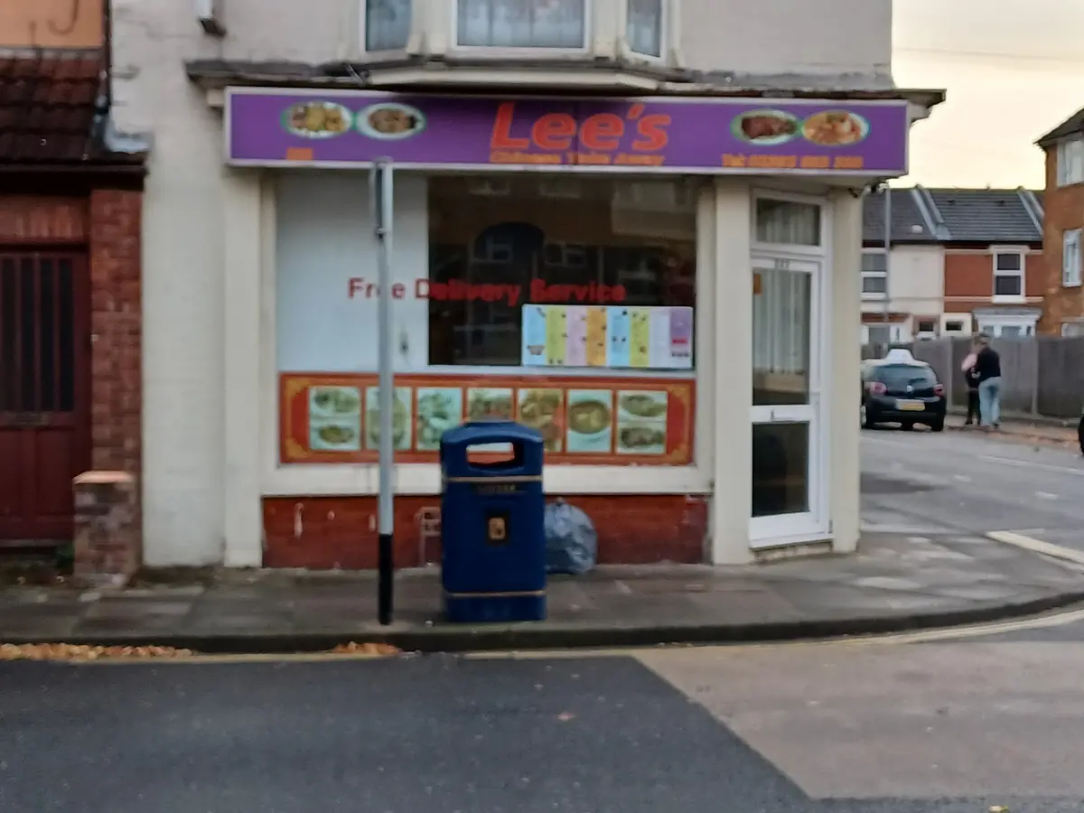 Lee's Chinese Takeaway photo (photo 2 of 2)