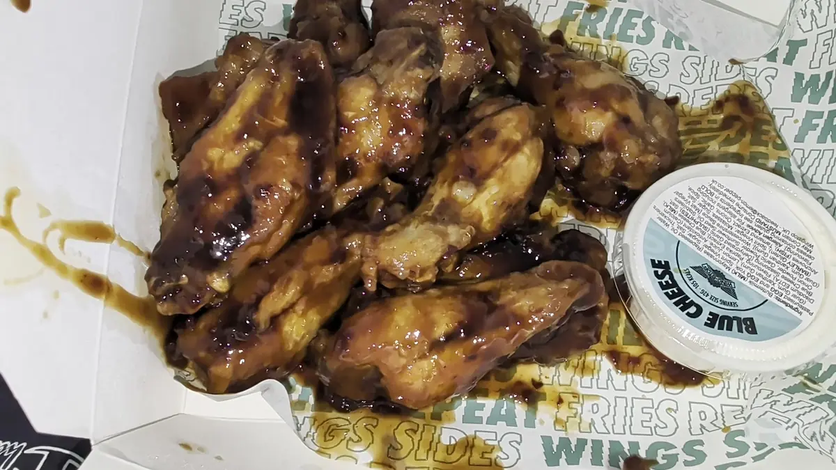 Wingstop Rushden Lakes photo (photo 1 of 3)