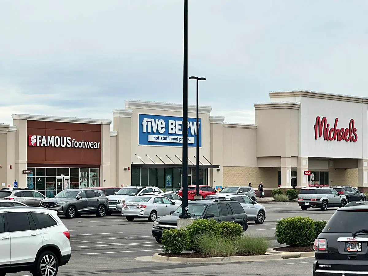 Greenwich Place Shopping Center — Shopping Malls in Wichita