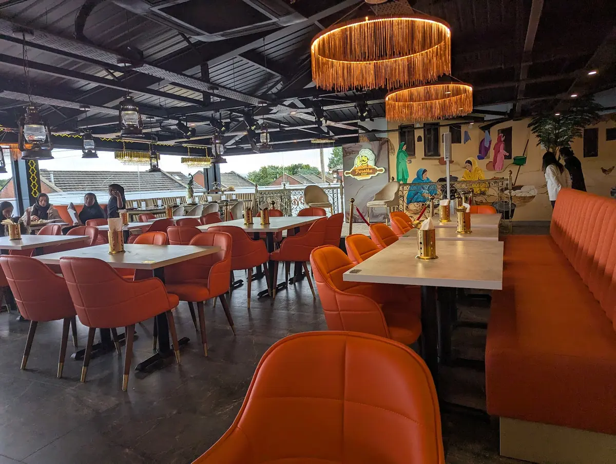 7Bone Burger Co. Coventry — Burger Restaurants in Coventry