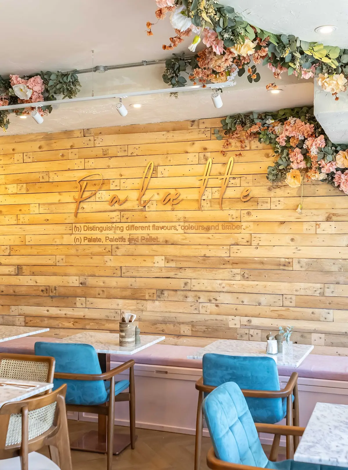 Palaette South Woodford — Coffee Shops in London