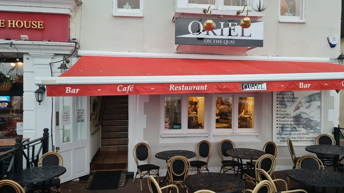 Oriel on the Quay — Cafes in Poole