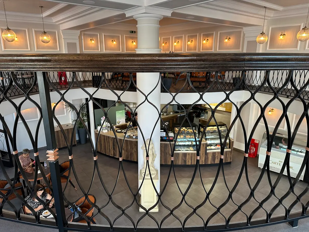 Grand Café photo (photo 2 of 3)