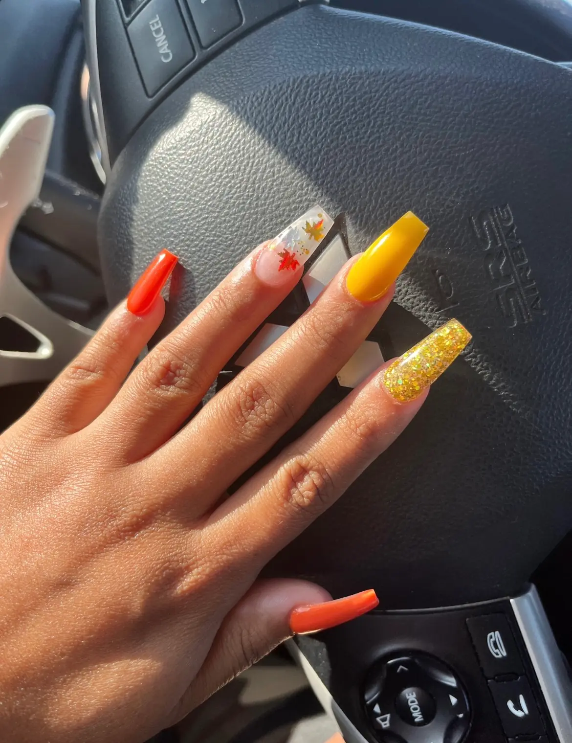 Lee's Nails photo (photo 1 of 1)