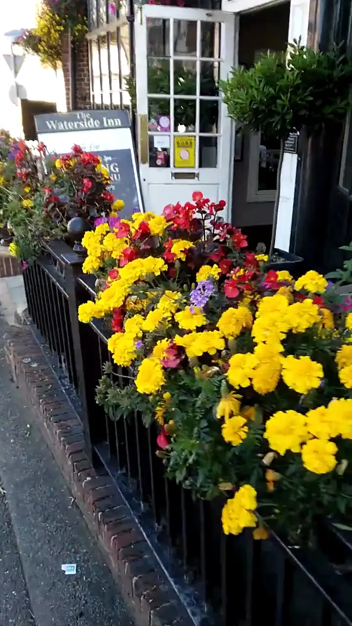 Waterside Inn Ware photo (photo 1 of 3)