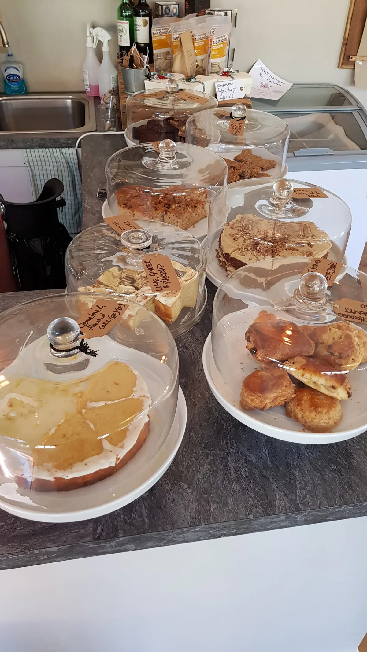 Carnaby's Cafe photo (photo 2 of 3)