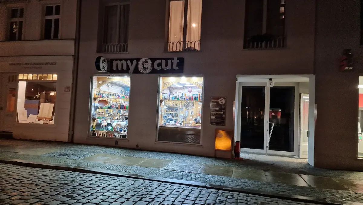 mycut photo (photo 1 of 3)