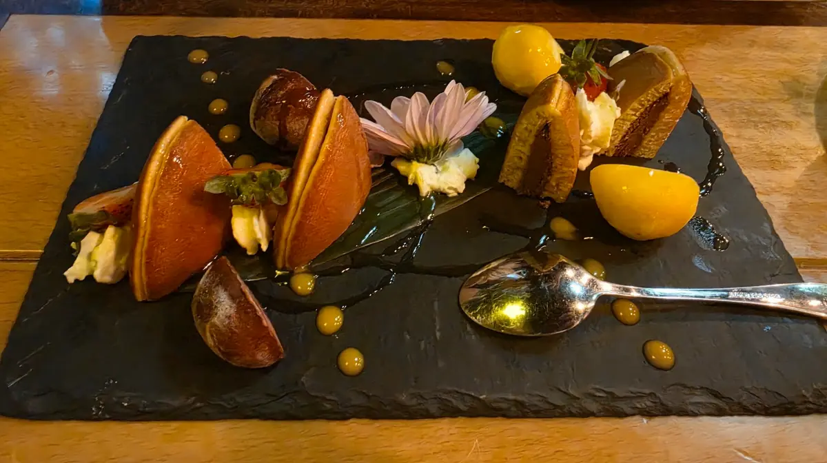 21 Sushi photo (photo 3 of 3)