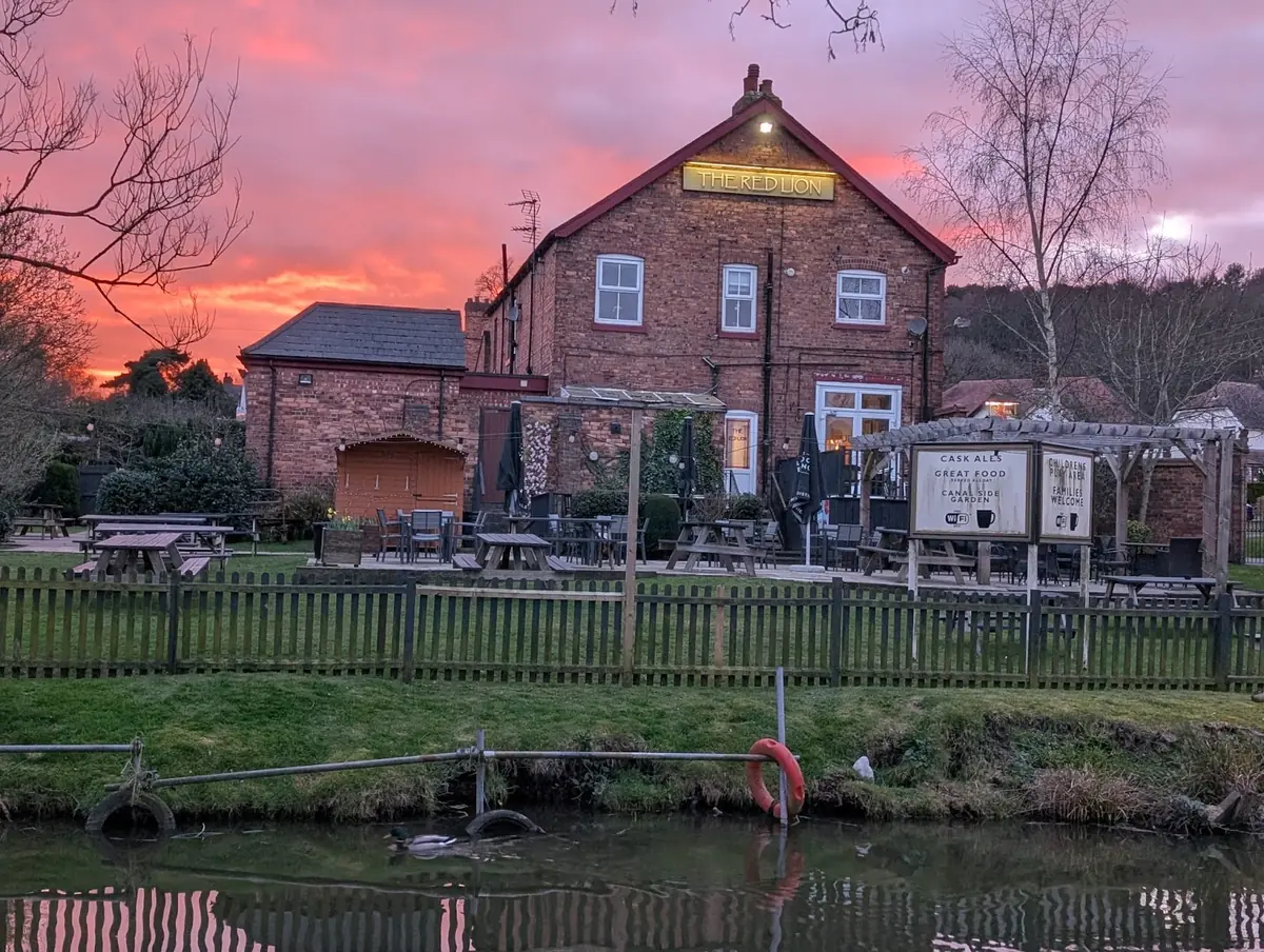 The Red Lion Hopwas photo (photo 3 of 3)