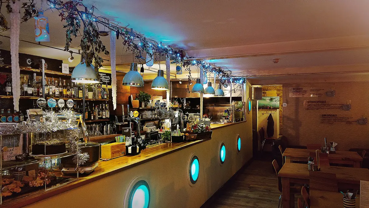 Salt Kitchen Bar