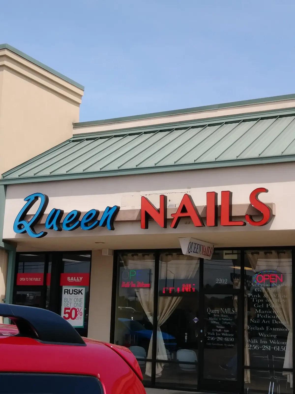 Queen Nails photo (photo 2 of 3)