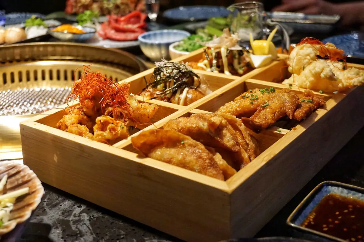 GUYSHI Bar + BBQ photo (photo 2 of 3)