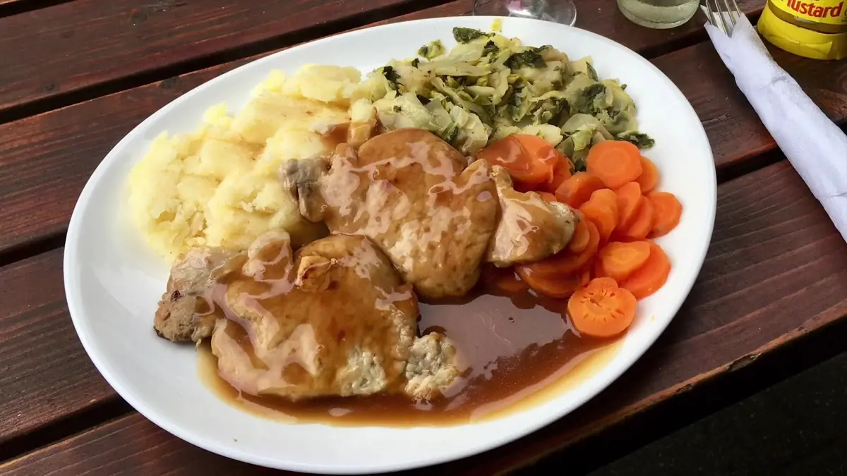 Arthur's Café Restaurant photo (photo 1 of 3)