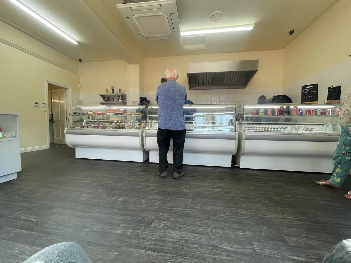 Kelly's — Restaurants in Newark