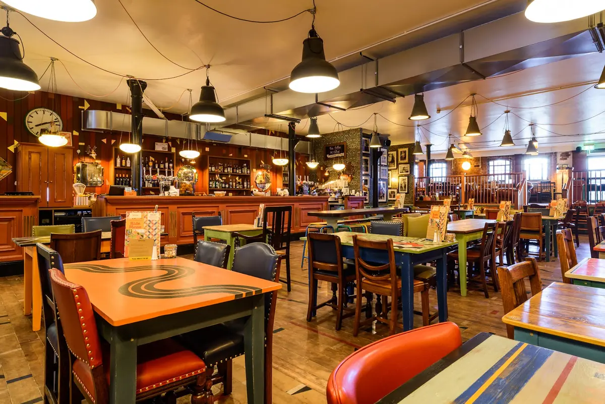 Puerto Lounge — Bars in Exeter