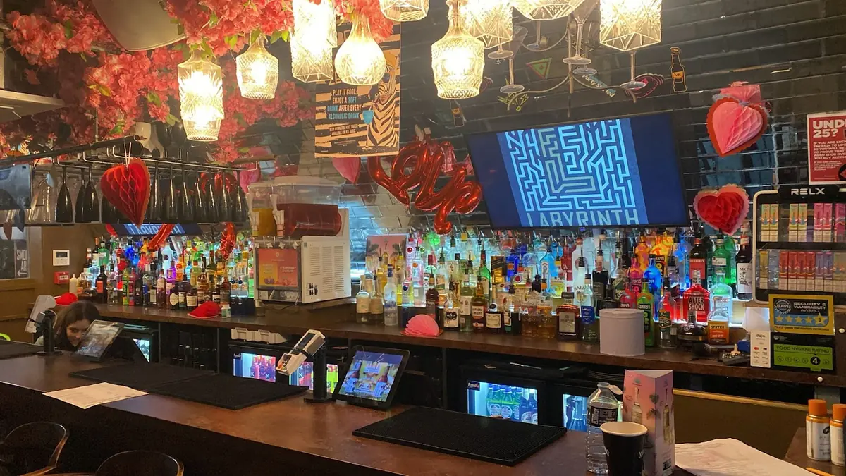 Labyrinth Bar & Nightclub photo (photo 3 of 3)