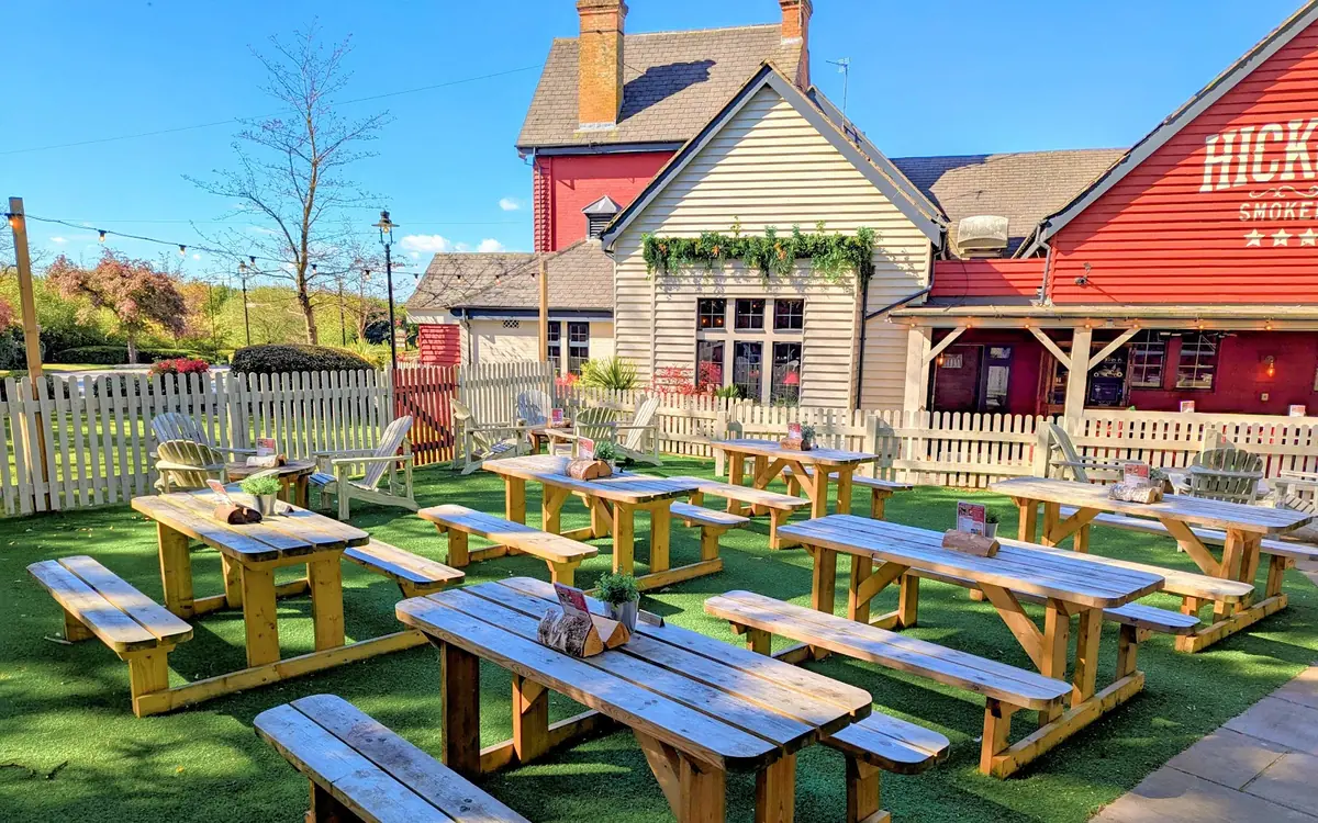 Hickory's Smokehouse Derby — Restaurants in Derby