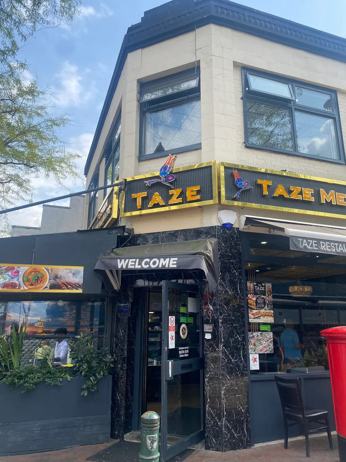 Taze Restaurant photo (photo 2 of 3)