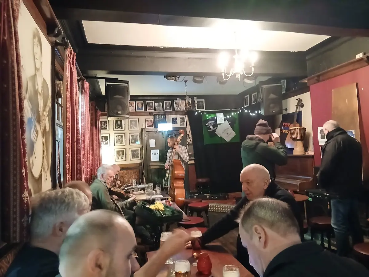 The Grove Inn photo (photo 3 of 3)