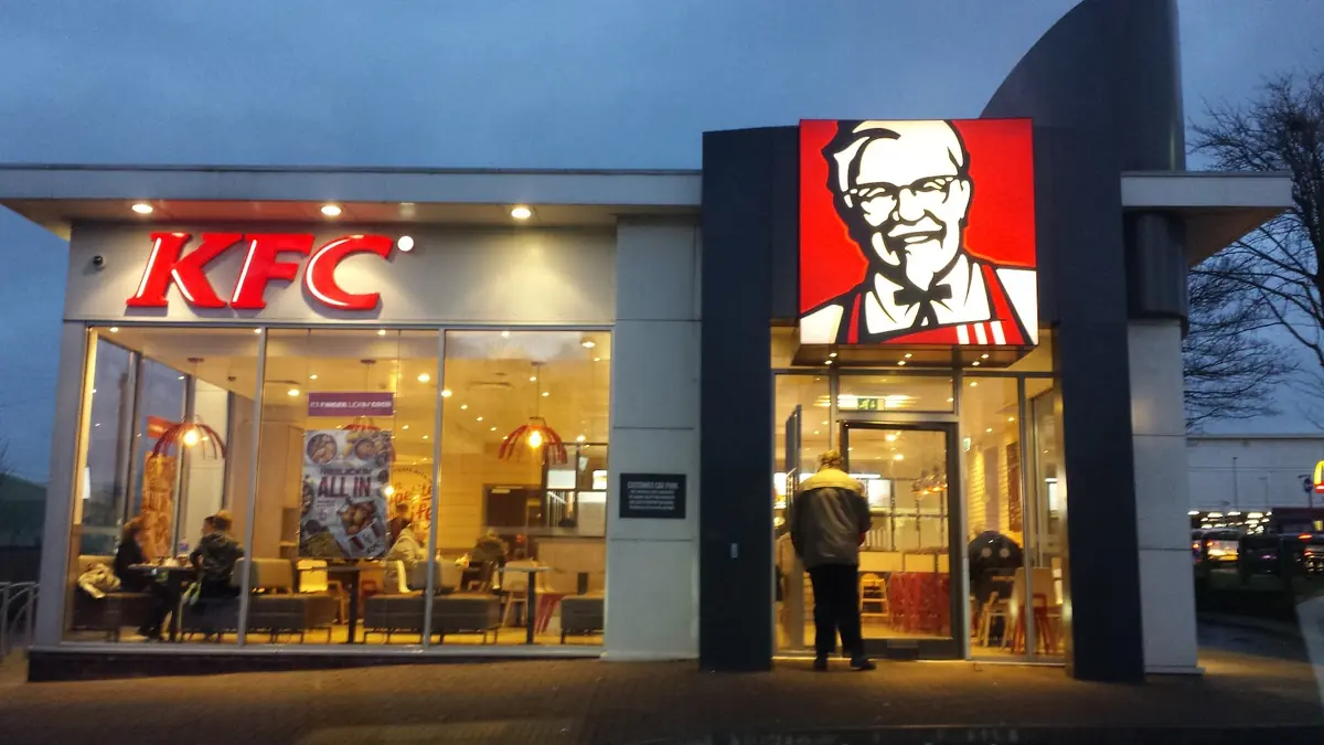 KFC Oldham - Huddersfield Road photo (photo 1 of 3)