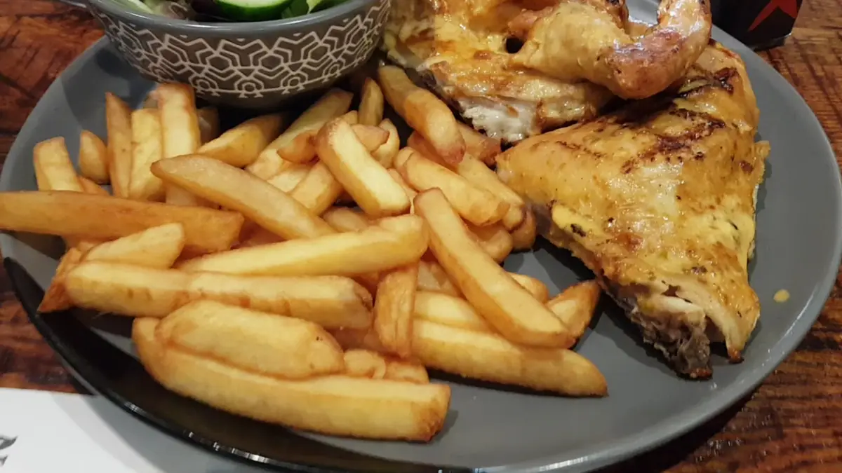 Nando's Croydon - High Street photo (photo 2 of 3)