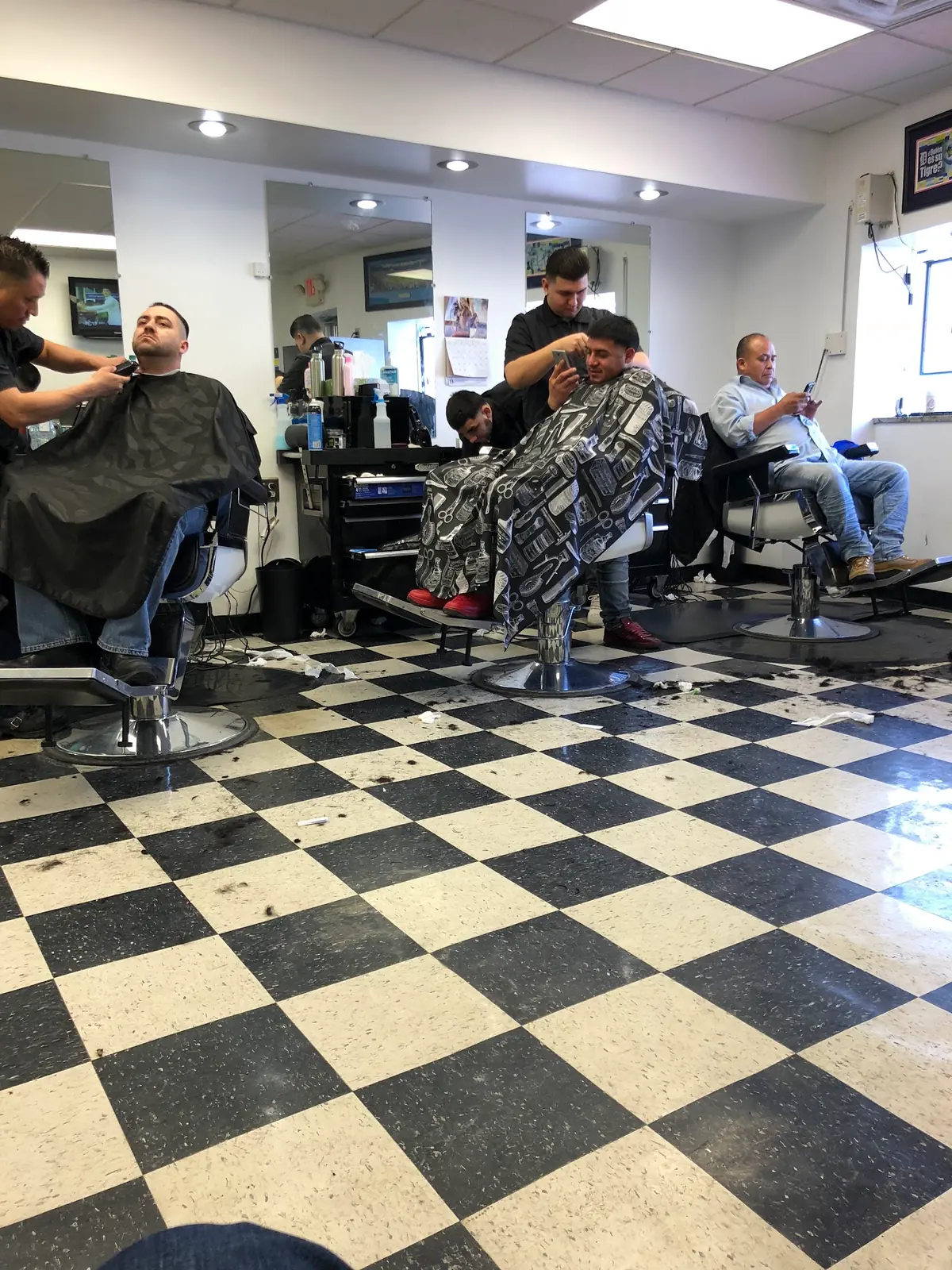 Lupe's Barber Shop photo (photo 2 of 3)
