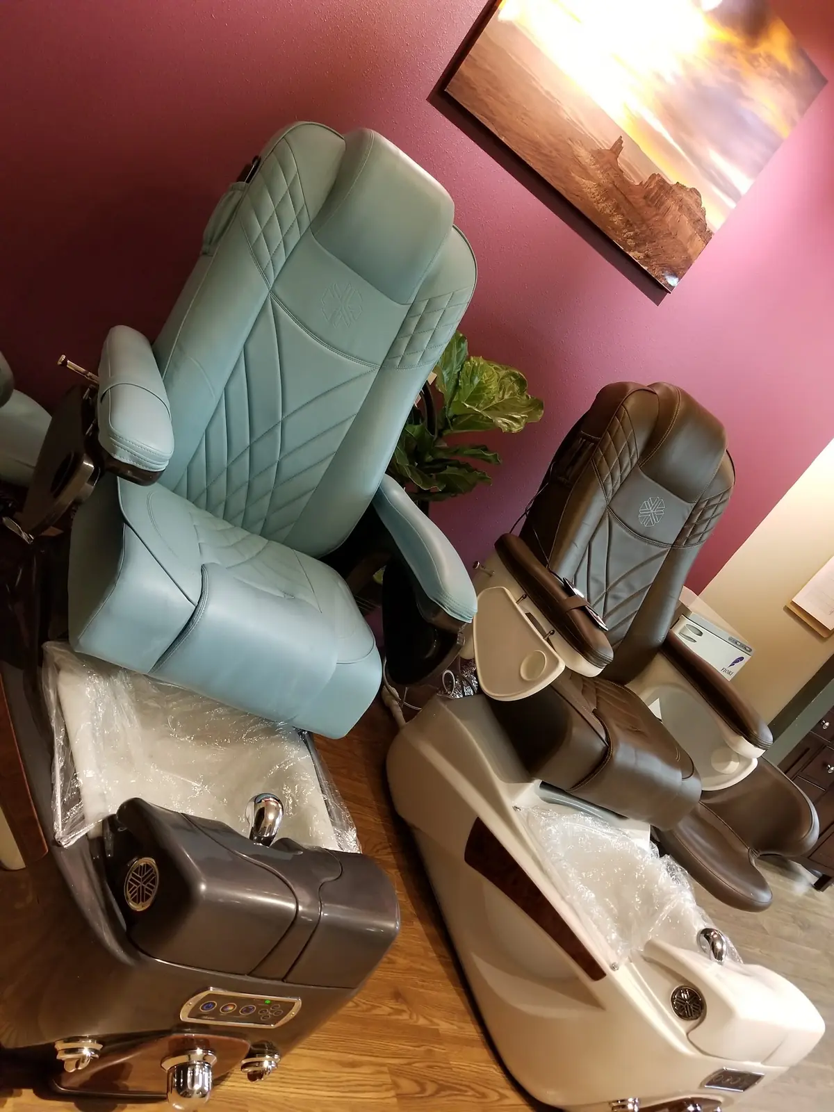 Four Seasons Nail Salon — Nail Salons in Helena