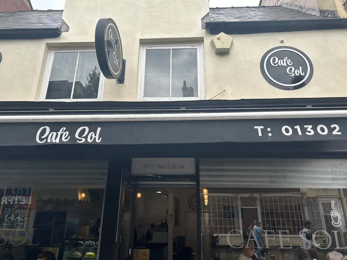 Cafe sol