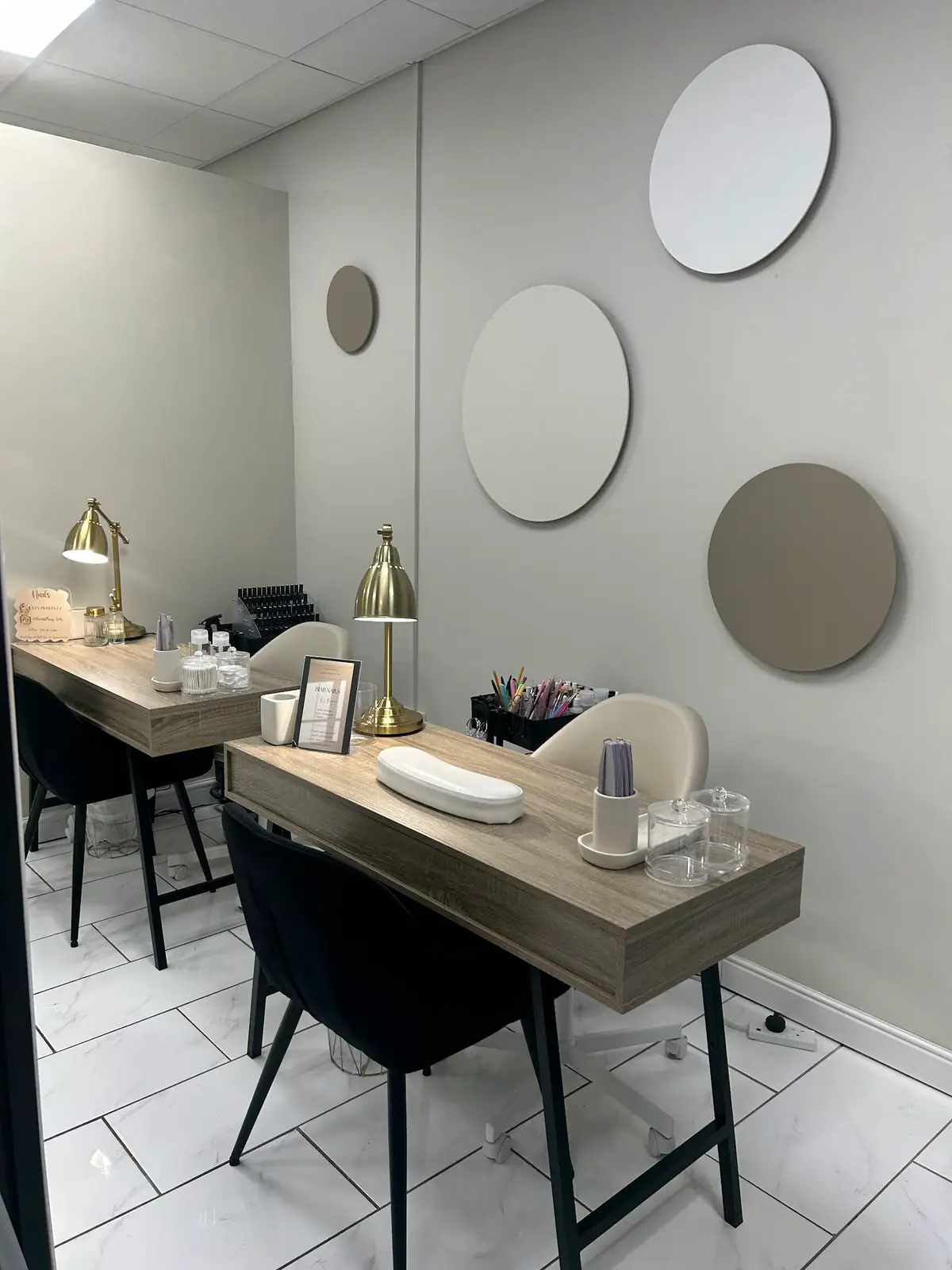 Wells beauty studios photo (photo 2 of 3)