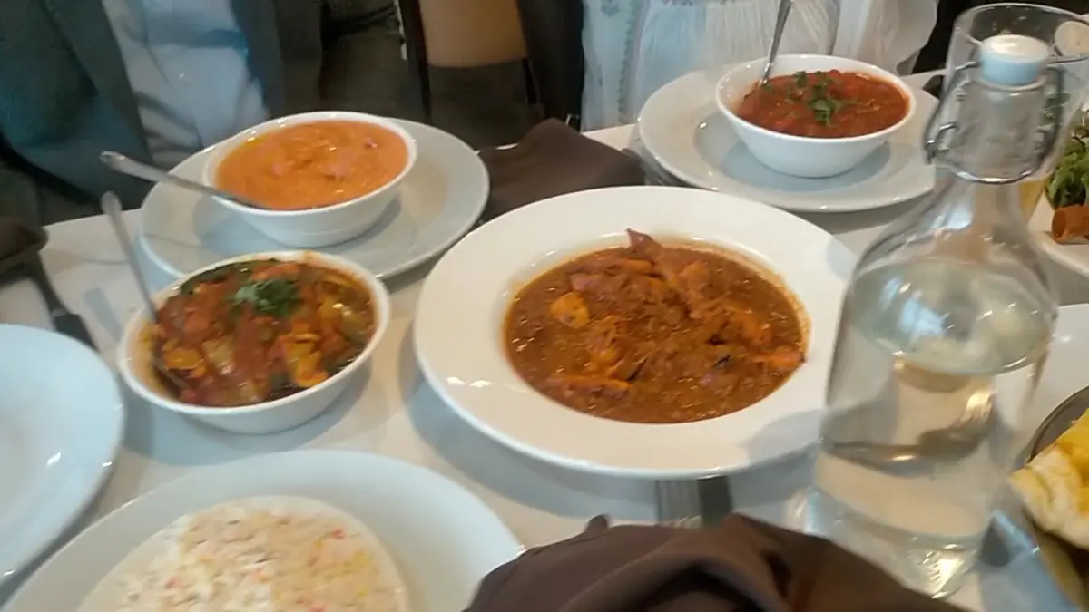 Bombay 8 Indian Restaurant photo (photo 1 of 3)