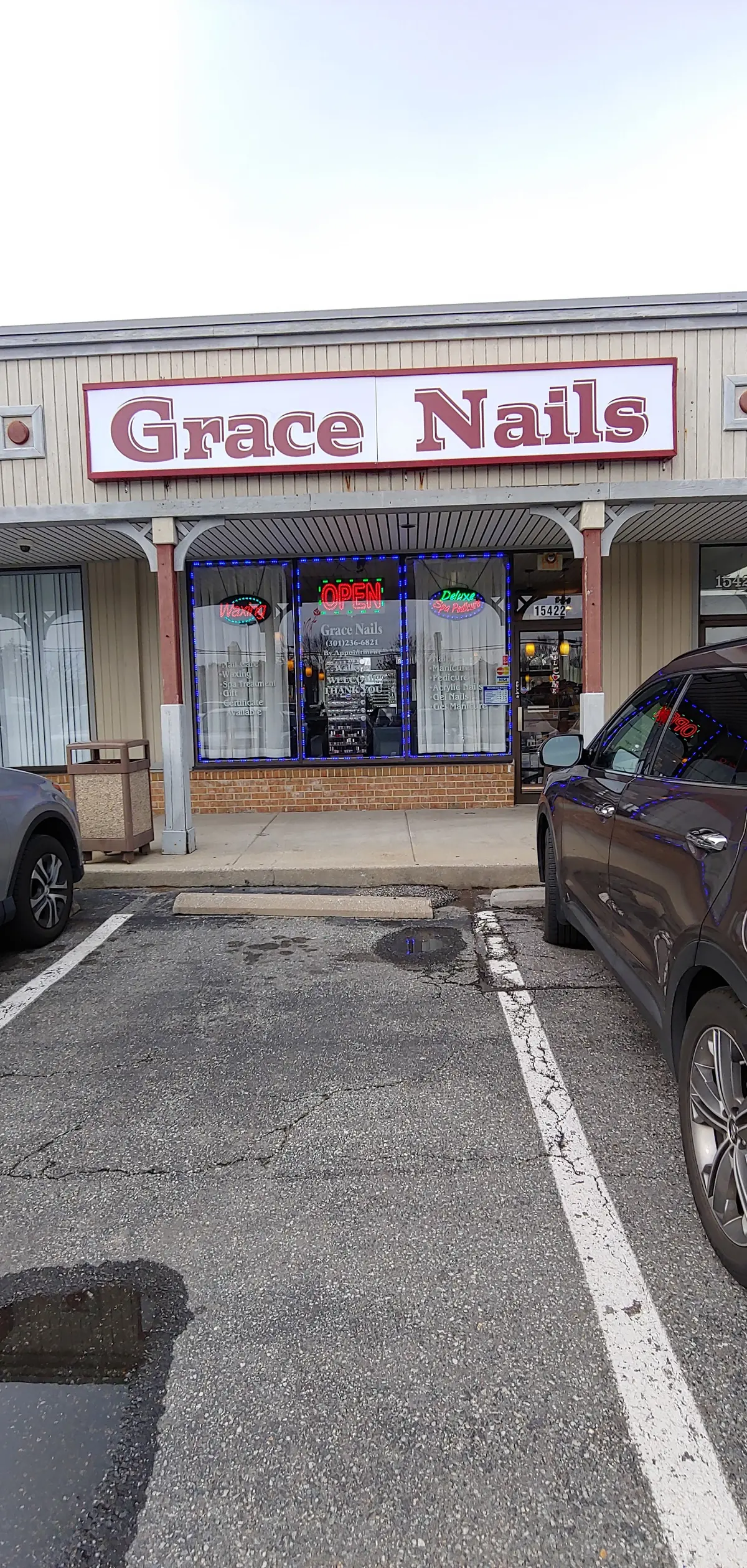 Grace Nails photo (photo 1 of 3)