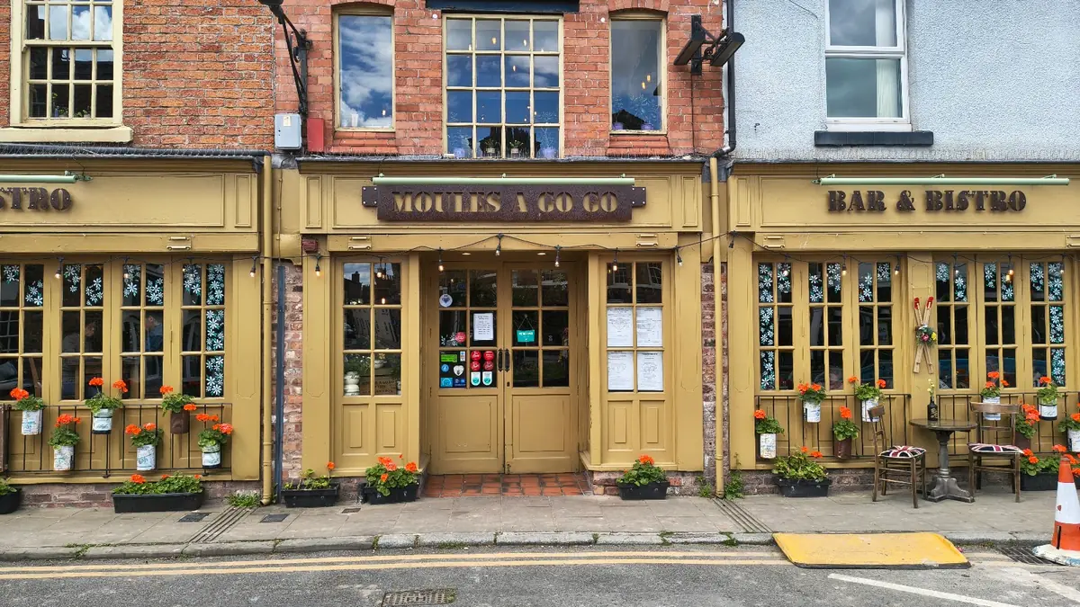 Moules a Go-Go Bar & Bistro photo (photo 3 of 3)