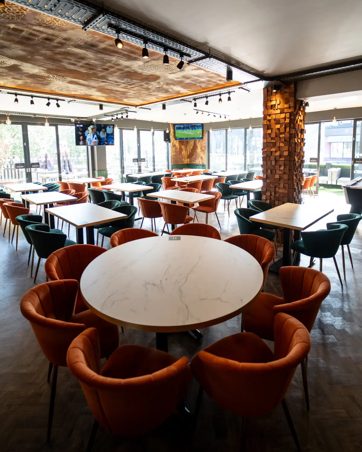 Sheepscar Bar & Kitchen - Woodhouse — Bar & grills in Leeds