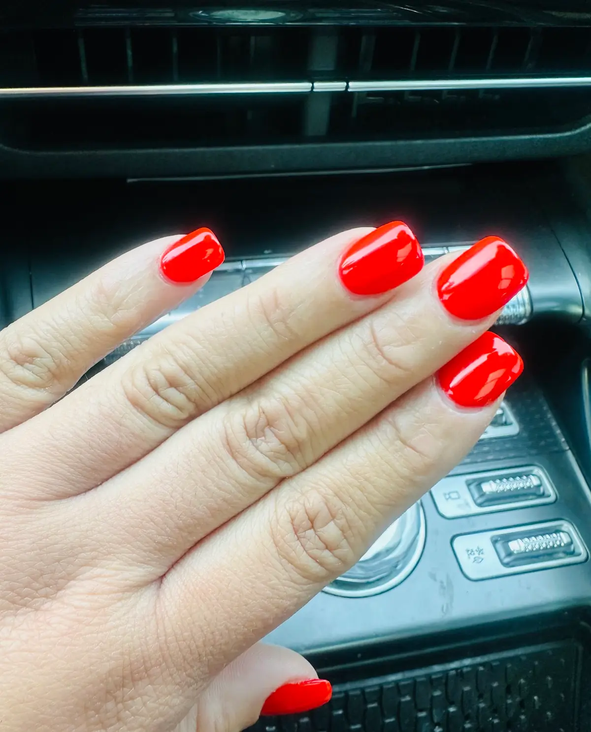 Belle Nails & Spa photo (photo 1 of 3)