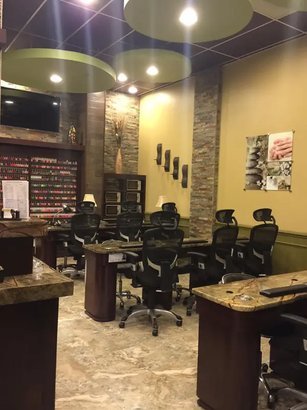 Happy Nail & Spa photo (photo 3 of 3)