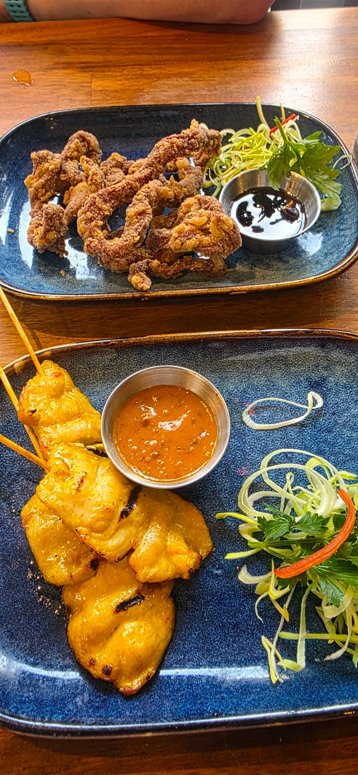 NUSARA | Thai photo (photo 2 of 3)