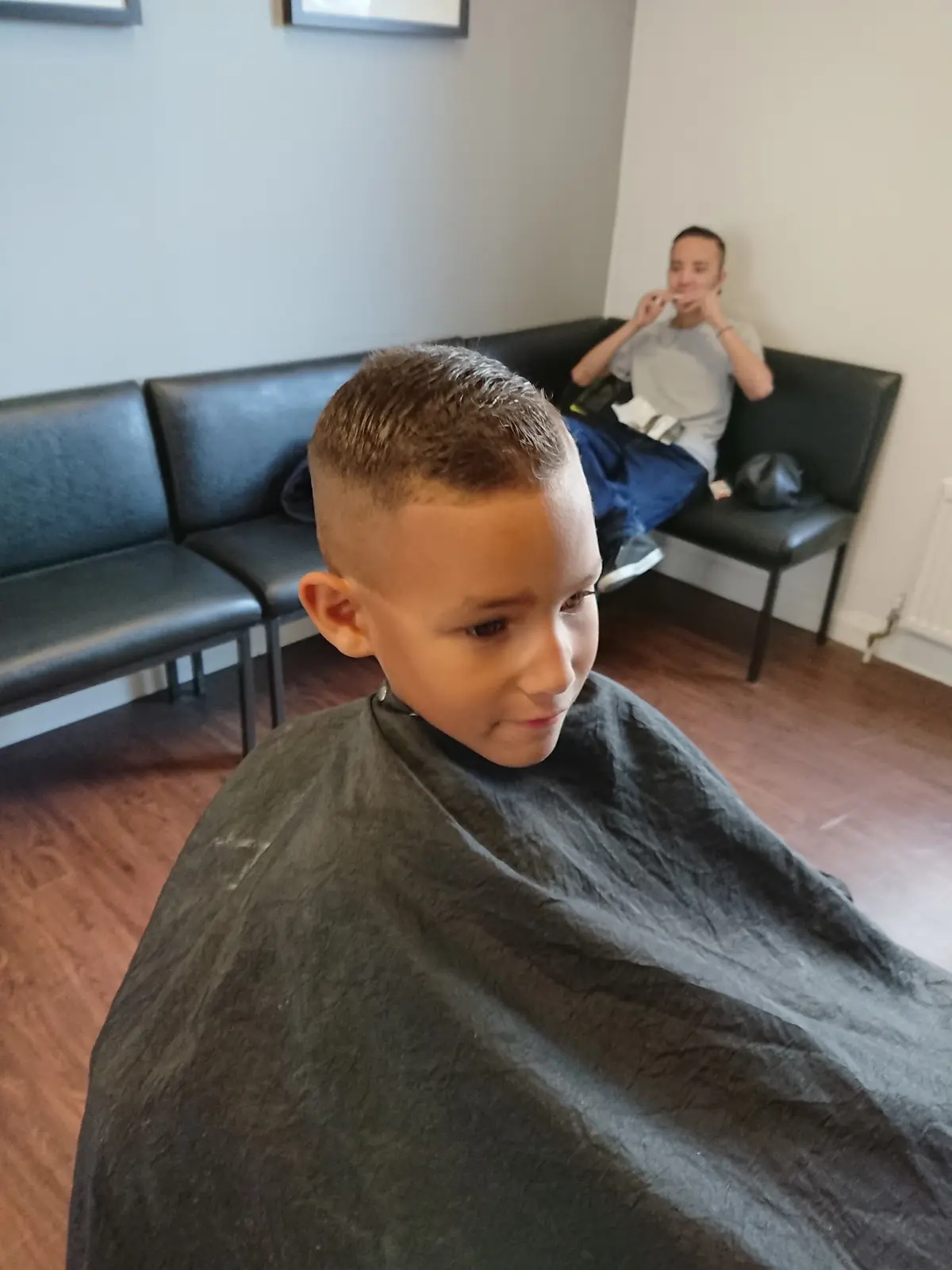 Michaels Professional Hairdressing photo (photo 1 of 3)