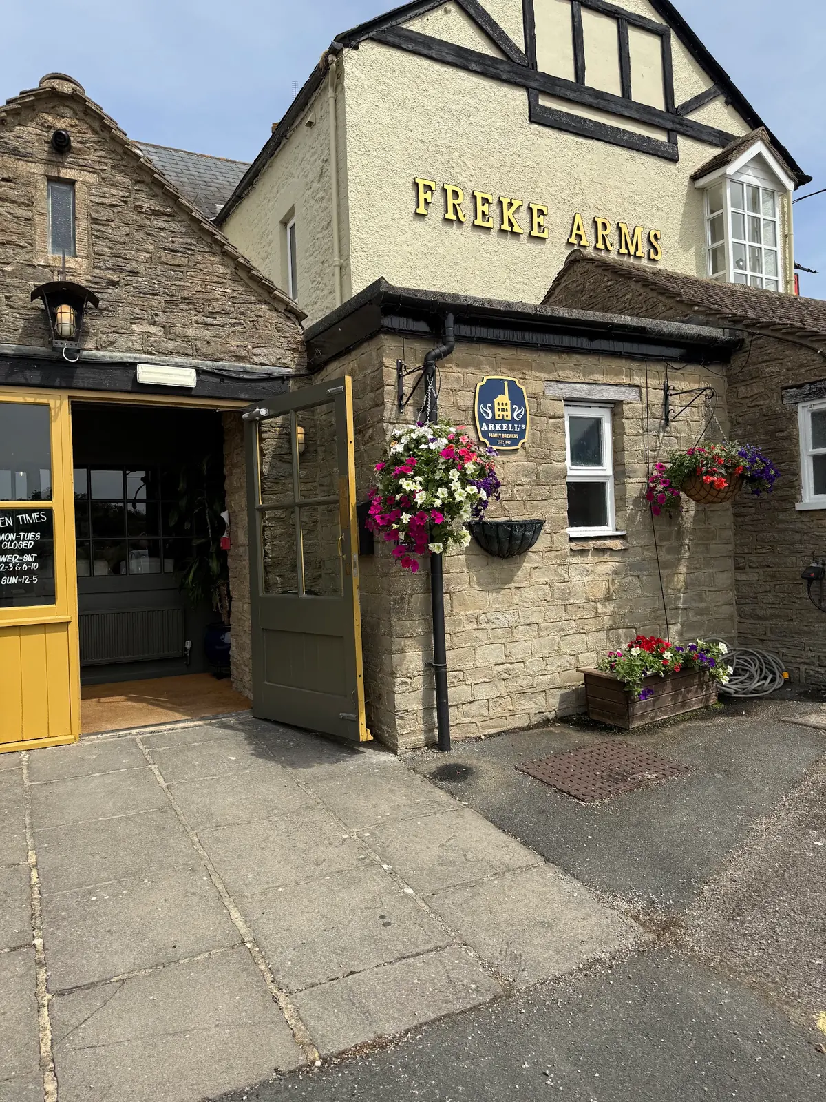 The Freke Arms photo (photo 1 of 3)
