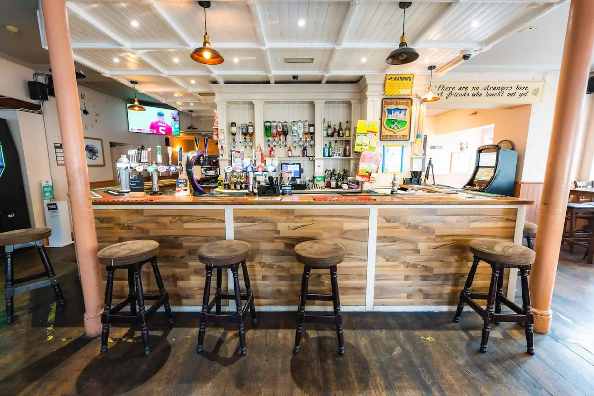 The Papermakers Arms — Bars in Ilford