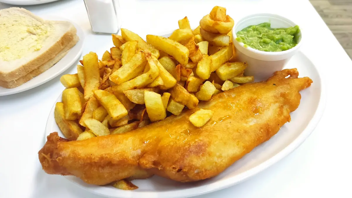 Fish Loves Chips photo (photo 1 of 3)