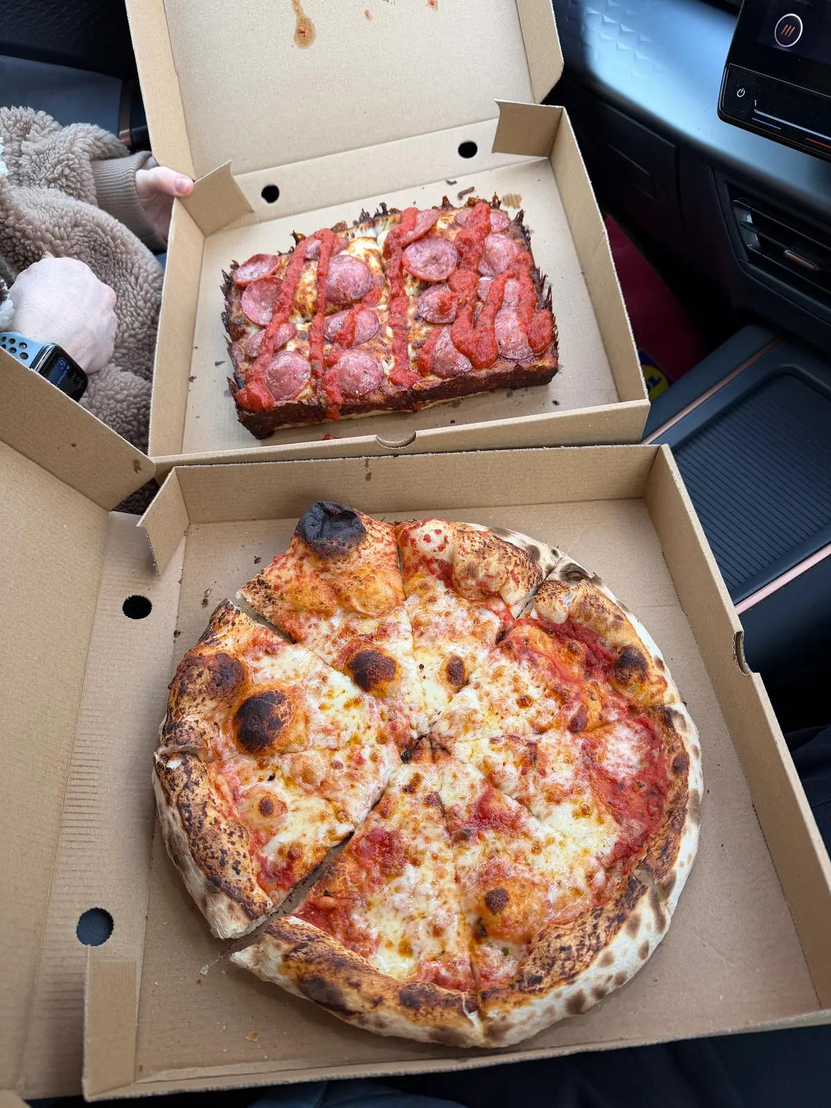 Toni's Pizzeria photo (photo 3 of 3)