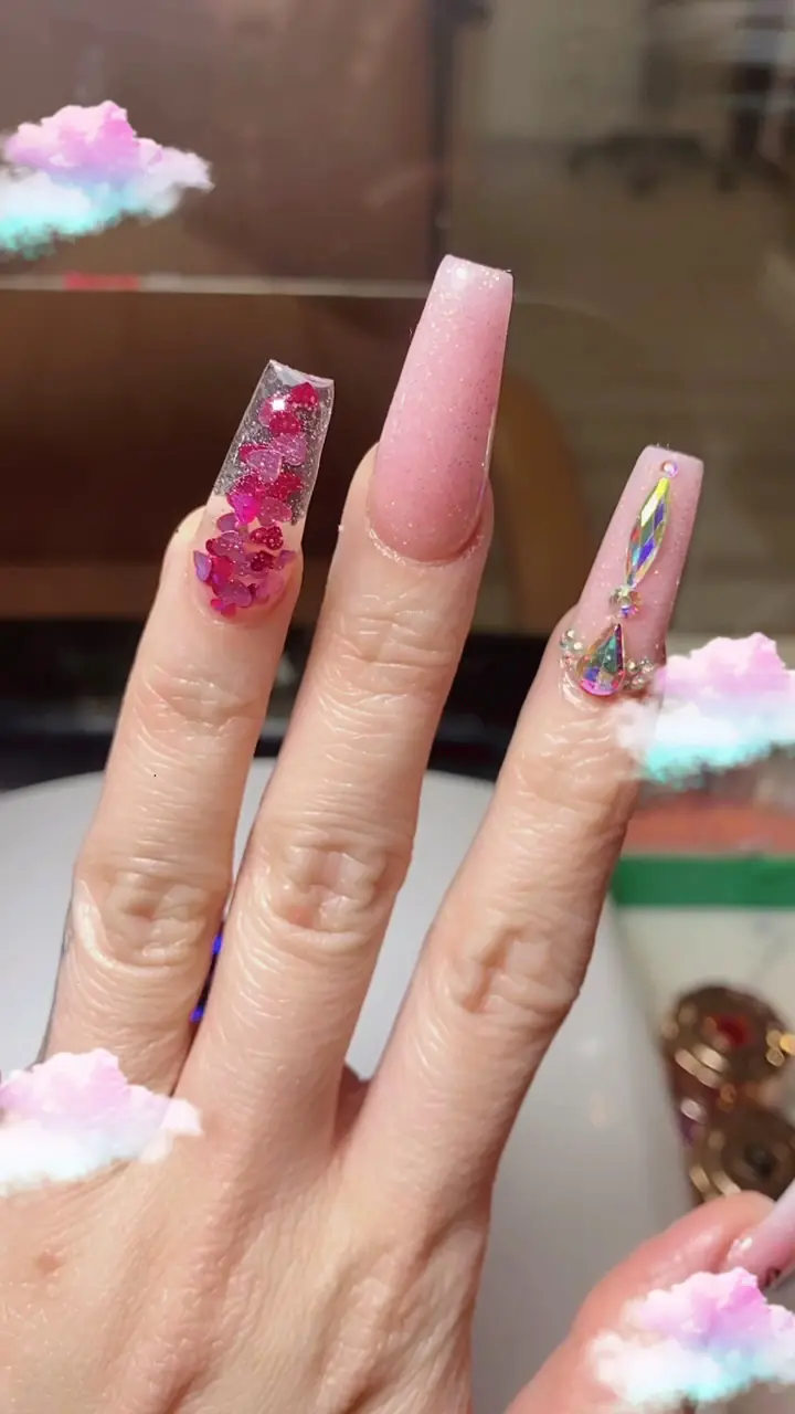Lux Nails & Spa photo (photo 2 of 3)