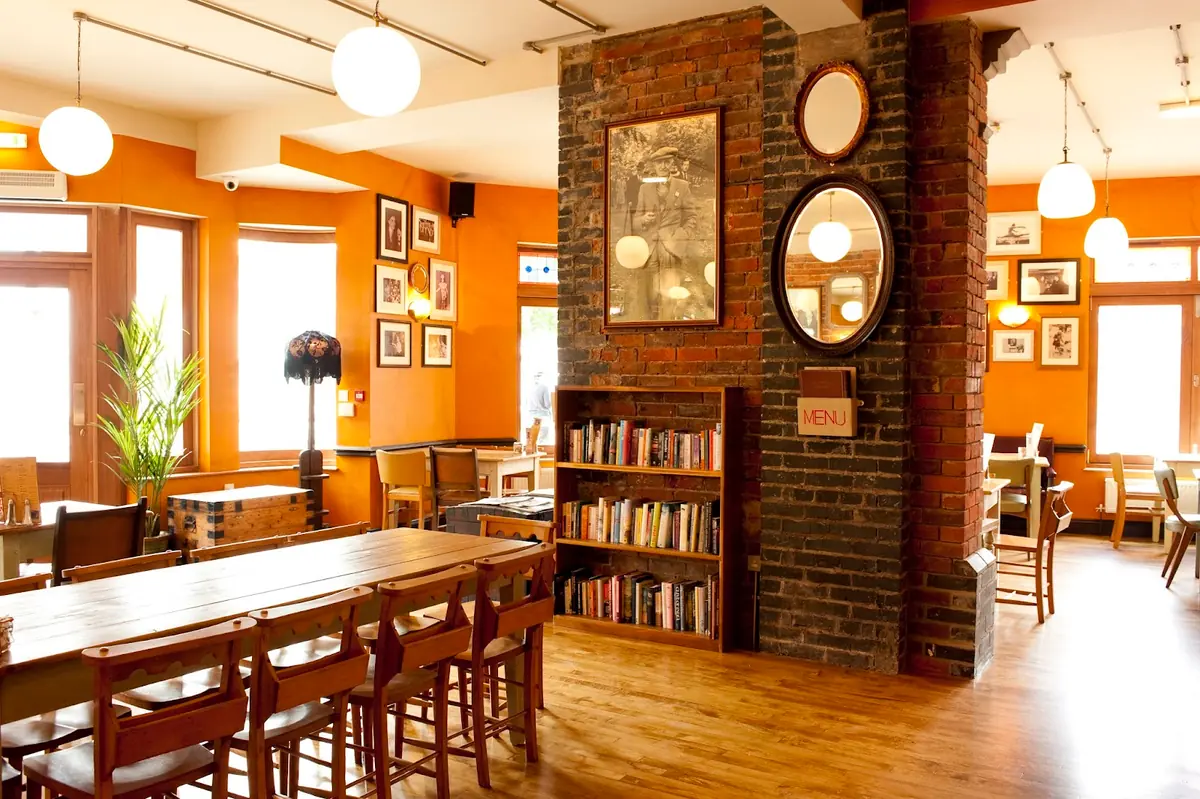 Santo Lounge — Restaurants in Southampton