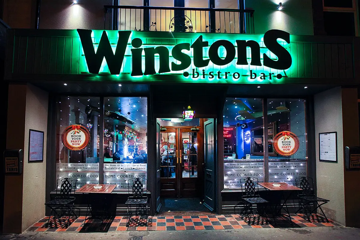 Winstons Bistro & Bar