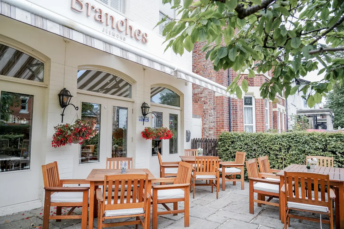 Branches Restaurant photo (photo 1 of 3)