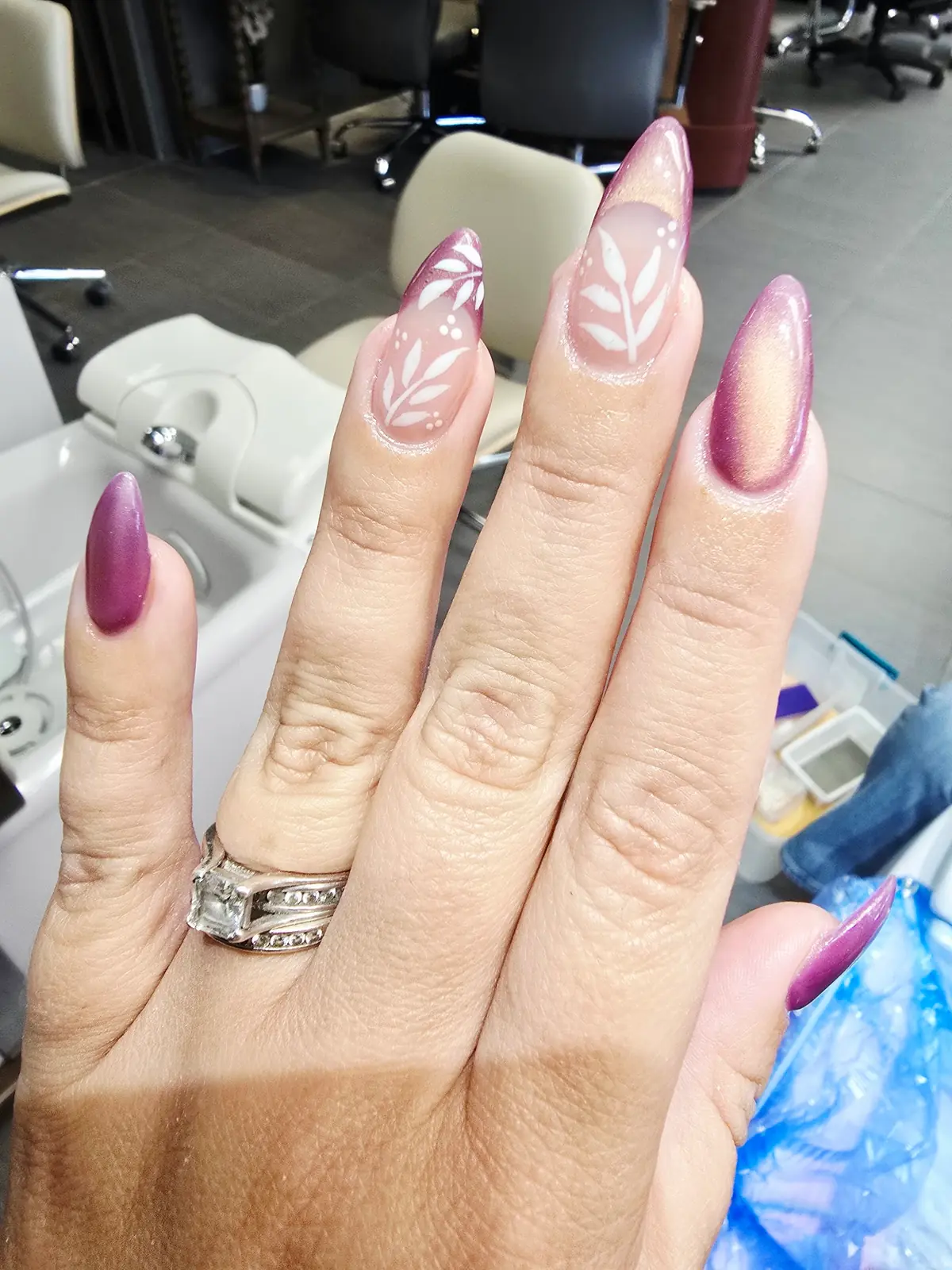 Sassy Nails & Tanning photo (photo 1 of 3)